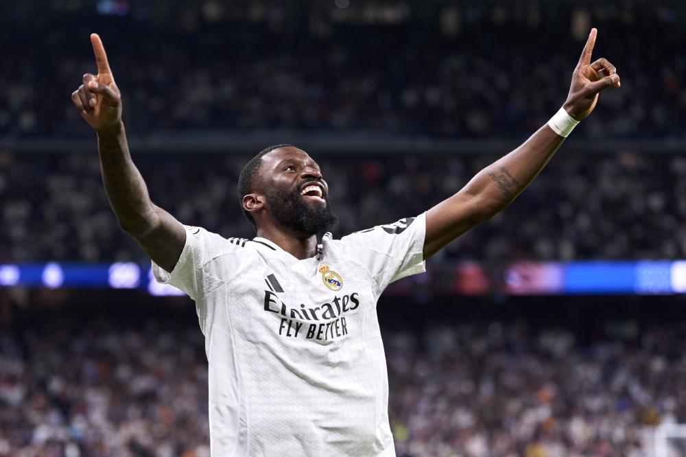 曼城担任助 曼城担任助